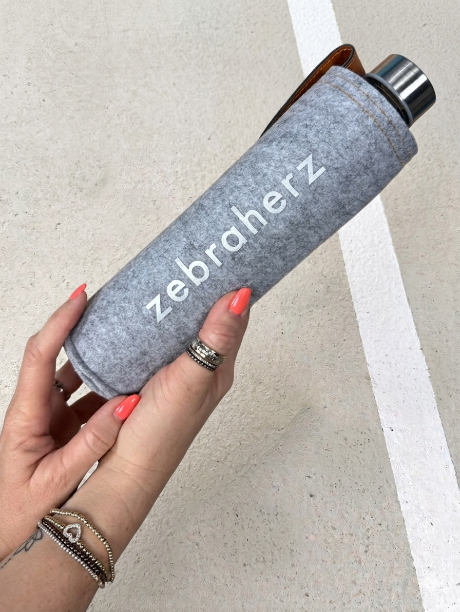 zebraherz Trinkflasche aus Glas 750ml